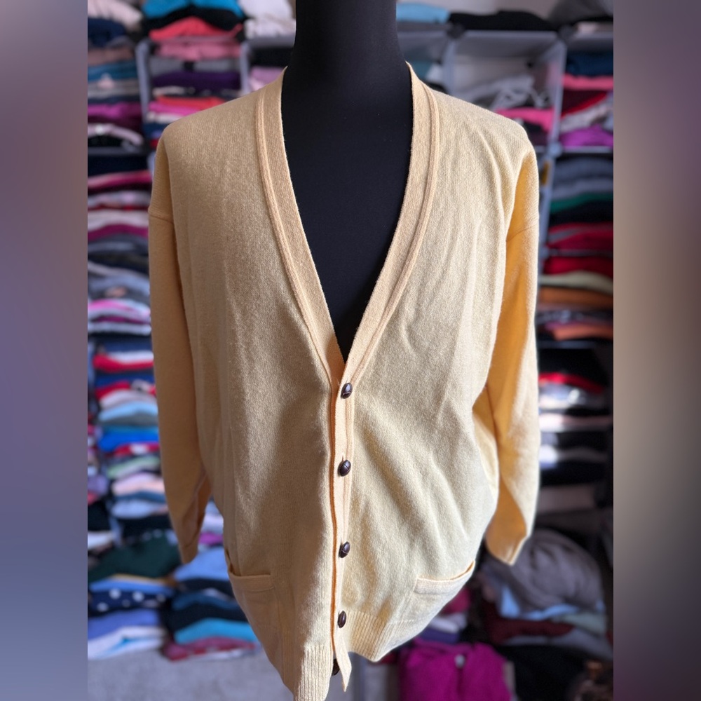 Men’s Pringle Lemon Yellow Wool Sweater, L, Leather Buttons, Ribbon Backing